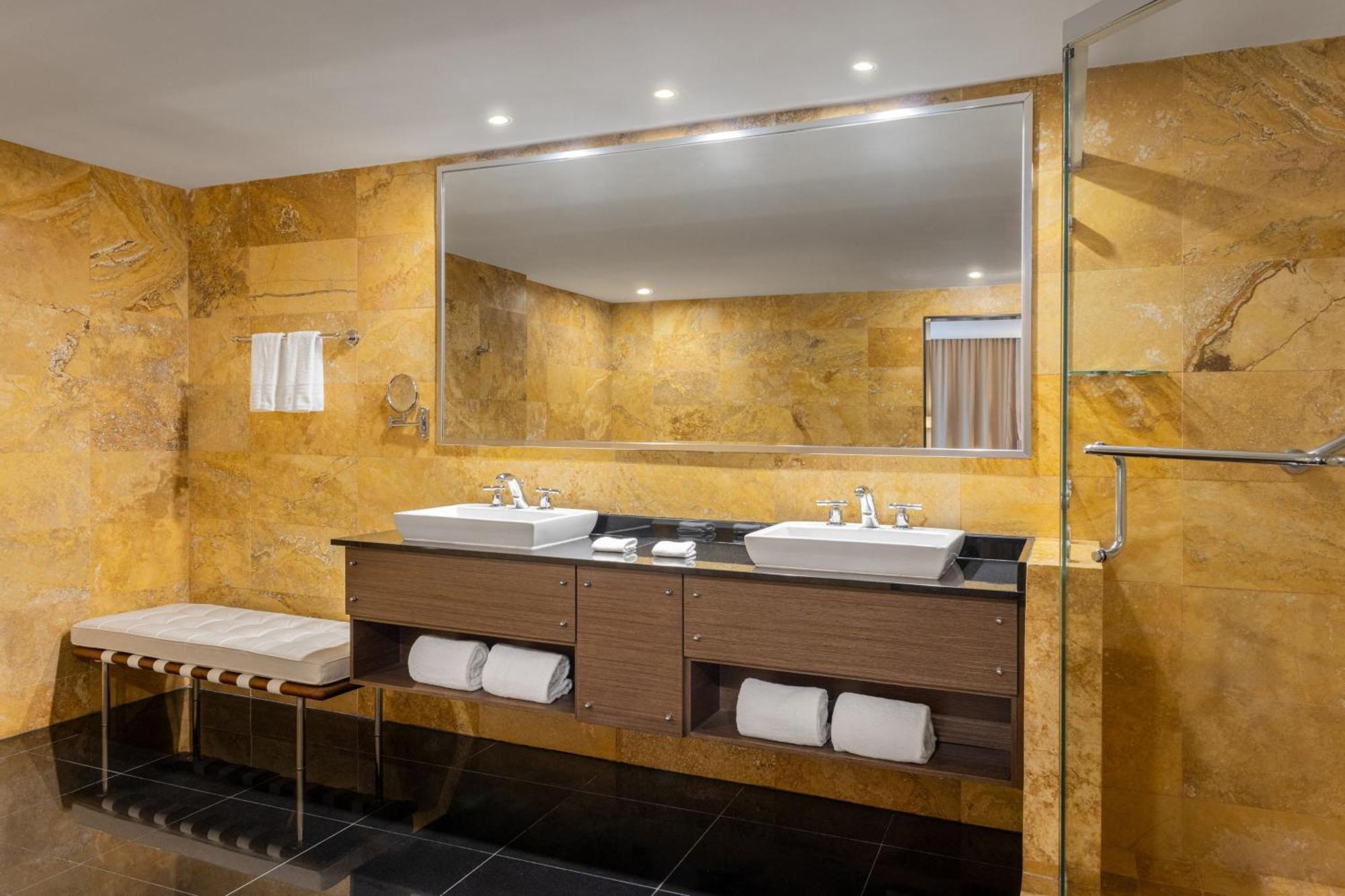 Hotel Le Meridien 5*